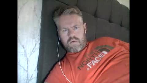 81jonnyx online show from December 17, 2024, 11:28 am