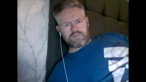 81jonnyx online show from December 20, 2024, 2:38 pm