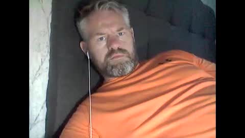 81jonnyx online show from September 12, 2025, 3:45 pm