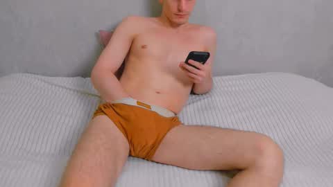 Snapshot of 8_altair_8 chatting on October 10, 2025, 2:38 pm 8_altair_8 online show from October 10, 2025, 2:38 pm