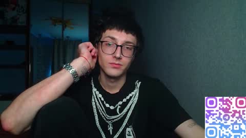 Phillip online show from November 23, 2025, 4:12 am