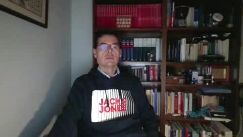 8age online show from February 2, 2025, 9:34 pm