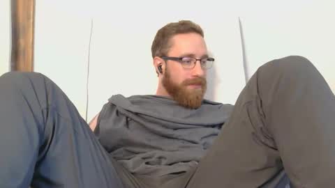 8InchesAndSomeHoles online show from January 14, 2026, 8:25 pm