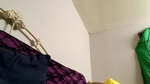 8intenn online show from February 25, 2026, 12:59 pm