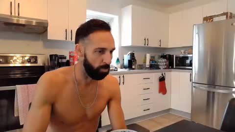 8james5 online show from October 8, 2025, 2:47 pm