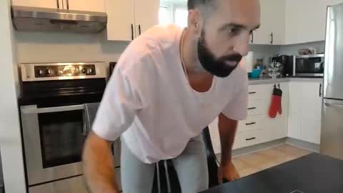 8james5 online show from October 21, 2025, 2:29 pm