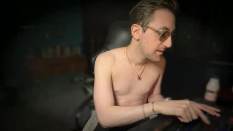 91stefisexy91 online show from October 18, 2025, 10:54 pm