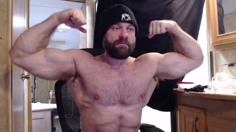 9 fat inches online show from January 31, 2025, 8:54 pm