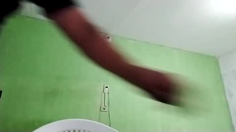 Snapshot of 9vinhocamshow chatting on January 2, 2025, 8:35 pm 9vinhocamshow online show from January 2, 2025, 8:35 pm