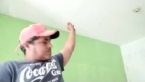 Snapshot of 9vinhocamshow chatting on January 15, 2025, 11:53 am 9vinhocamshow online show from January 15, 2025, 11:53 am