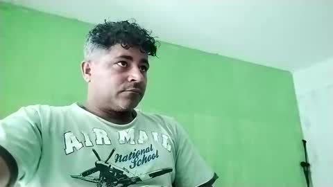 Snapshot of 9vinhocamshow chatting on January 29, 2025, 11:41 am 9vinhocamshow online show from January 29, 2025, 11:41 am