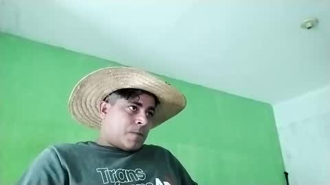 Snapshot of 9vinhocamshow chatting on February 3, 2025, 11:53 am 9vinhocamshow online show from February 3, 2025, 11:53 am