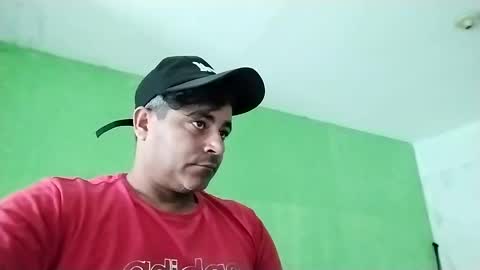 Snapshot of 9vinhocamshow chatting on February 11, 2025, 11:54 am 9vinhocamshow online show from February 11, 2025, 11:54 am