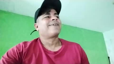 Snapshot of 9vinhocamshow chatting on February 25, 2025, 6:20 pm 9vinhocamshow online show from February 25, 2025, 6:20 pm