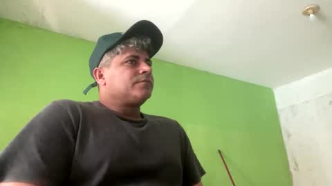 Snapshot of 9vinhocamshow chatting on September 12, 2025, 11:32 am 9vinhocamshow online show from September 12, 2025, 11:32 am