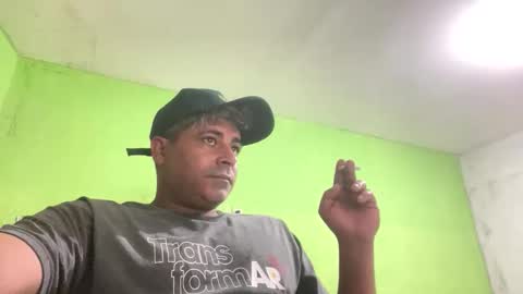 Snapshot of 9vinhocamshow chatting on September 18, 2025, 7:10 am 9vinhocamshow online show from September 18, 2025, 7:10 am