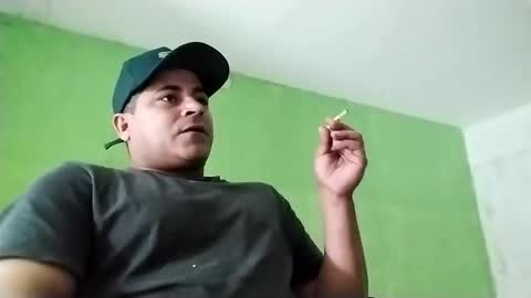 Snapshot of 9vinhocamshow chatting on September 19, 2025, 11:22 am 9vinhocamshow online show from September 19, 2025, 11:22 am