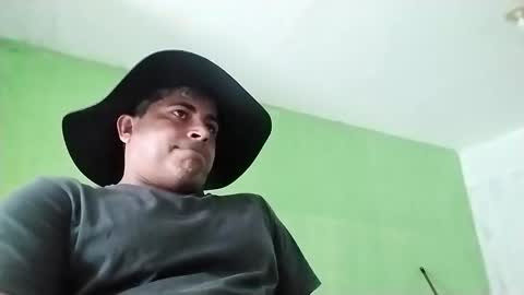 Snapshot of 9vinhocamshow chatting on September 20, 2025, 11:33 am 9vinhocamshow online show from September 20, 2025, 11:33 am