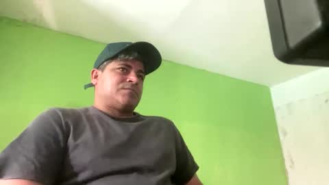 Snapshot of 9vinhocamshow chatting on September 24, 2025, 11:46 am 9vinhocamshow online show from September 24, 2025, 11:46 am