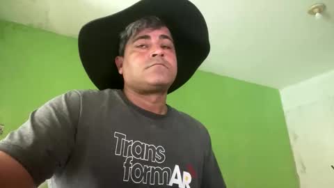 Snapshot of 9vinhocamshow chatting on September 30, 2025, 11:37 am 9vinhocamshow online show from September 30, 2025, 11:37 am