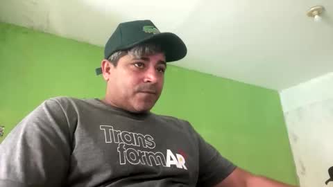 Snapshot of 9vinhocamshow chatting on October 1, 2025, 11:38 am 9vinhocamshow online show from October 1, 2025, 11:38 am