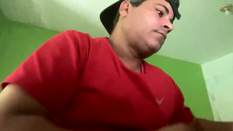 Snapshot of 9vinhocamshow chatting on October 10, 2025, 11:20 am 9vinhocamshow online show from October 10, 2025, 11:20 am