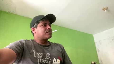 Snapshot of 9vinhocamshow chatting on October 16, 2025, 11:11 am 9vinhocamshow online show from October 16, 2025, 11:11 am