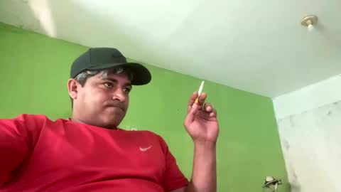 Snapshot of 9vinhocamshow chatting on October 17, 2025, 11:02 am 9vinhocamshow online show from October 17, 2025, 11:02 am