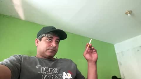 Snapshot of 9vinhocamshow chatting on October 20, 2025, 11:43 am 9vinhocamshow online show from October 20, 2025, 11:43 am