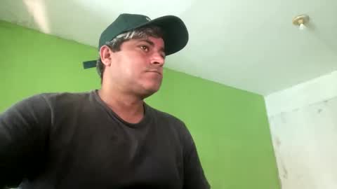 Snapshot of 9vinhocamshow chatting on November 6, 2025, 11:11 am 9vinhocamshow online show from November 6, 2025, 11:11 am