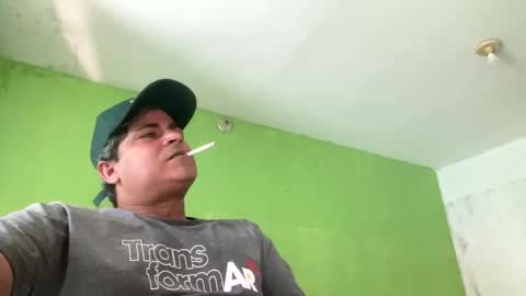 Snapshot of 9vinhocamshow chatting on November 9, 2025, 10:46 am 9vinhocamshow online show from November 9, 2025, 10:46 am