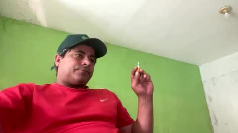 Snapshot of 9vinhocamshow chatting on November 14, 2025, 11:42 am 9vinhocamshow online show from November 14, 2025, 11:42 am