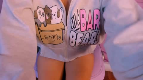 Alice  online show from October 16, 2025, 2:45 am