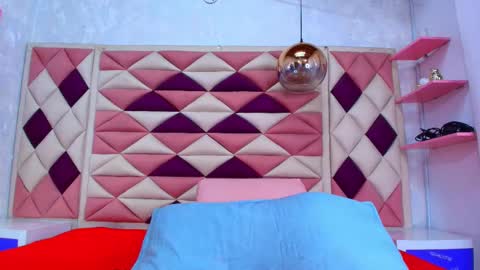  abby rouss online show from September 25, 2025, 3:10 am