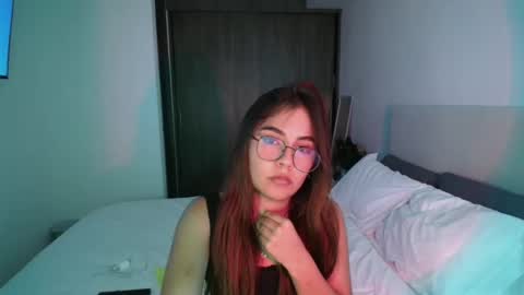 Snapshot of _abbyyyy_ chatting on January 17, 2025, 10:23 pm abby 3 online show from January 17, 2025, 10:23 pm