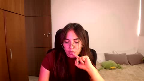 Snapshot of _abbyyyy_ chatting on July 17, 2026, 4:45 pm abby 3 online show from July 17, 2026, 4:45 pm