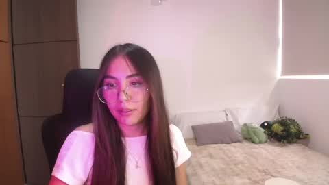 Snapshot of _abbyyyy_ chatting on July 28, 2026, 4:39 pm abby 3 online show from July 28, 2026, 4:39 pm