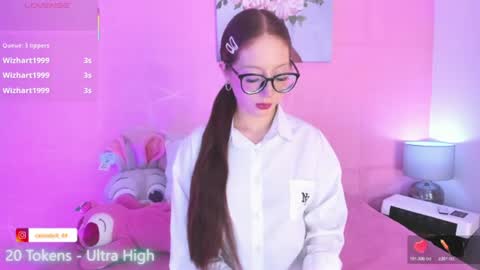Abril  online show from June 27, 2026, 2:38 am