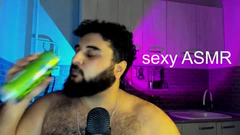 Snapshot of _alan_bear_ chatting on December 9, 2024, 9:48 pm Alan online show from December 9, 2024, 9:48 pm