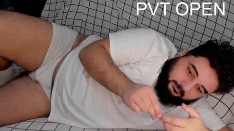 Snapshot of _alan_bear_ chatting on March 6, 2025, 1:24 pm Alan online show from March 6, 2025, 1:24 pm