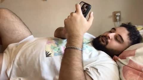 Snapshot of _alan_bear_ chatting on September 13, 2025, 11:32 am Alan online show from September 13, 2025, 11:32 am