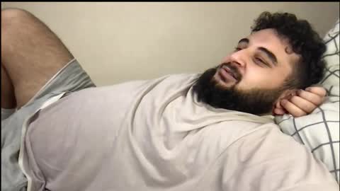 Snapshot of _alan_bear_ chatting on October 4, 2025, 6:22 am Alan online show from October 4, 2025, 6:22 am