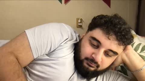 Snapshot of _alan_bear_ chatting on November 3, 2025, 5:42 am Alan online show from November 3, 2025, 5:42 am