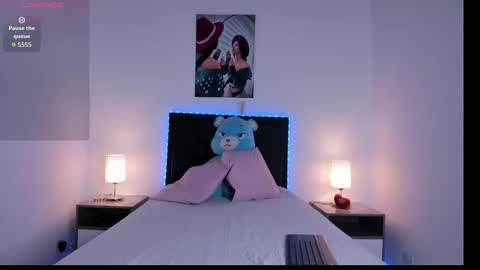 _alana_grey_ online show from February 25, 2026, 1:21 pm