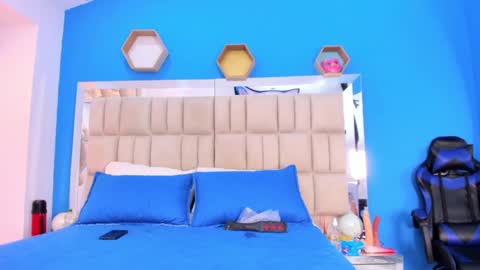 Snapshot of _alana_johnson chatting on September 27, 2025, 12:32 pm _alana_johnson online show from September 27, 2025, 12:32 pm