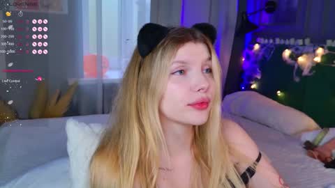 Snapshot of _aleksa chatting on October 31, 2025, 7:20 am Alexa online show from October 31, 2025, 7:20 am