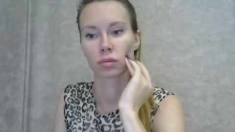 Snapshot of _alex1819 chatting on November 18, 2025, 7:13 am _alex1819 online show from November 18, 2025, 7:13 am