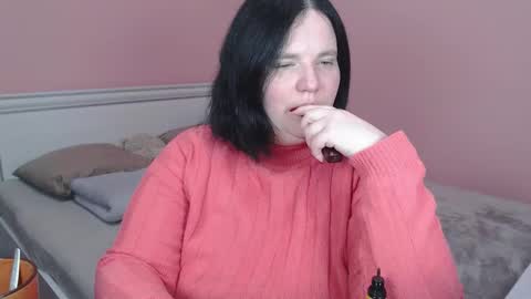 _alexandra_ray_ online show from November 15, 2025, 8:55 am