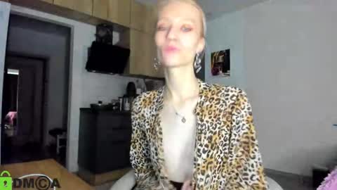 Gaylord online show from November 28, 2025, 8:17 am