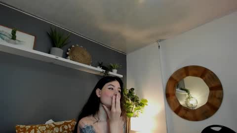  Alice  online show from February 20, 2025, 11:10 pm